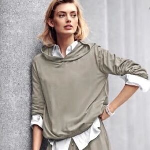 Madeleine Women's Gray Hoodie Pullover Sweater in Flint